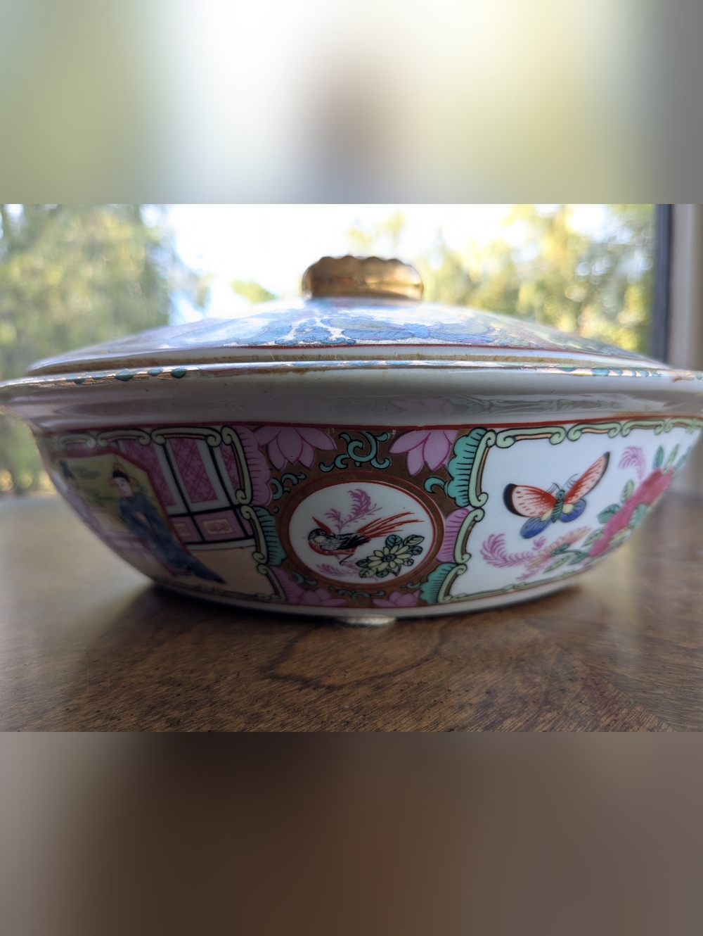 Chinese Rose Medallion Lozenge Box - 10" - Hand-Painted - Picture 3 of 8